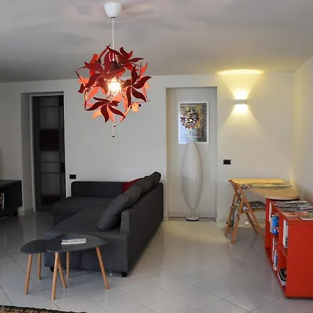 公寓 La Tana Del Riccio - Bilocale Con Giardino E Jacuzzi Sulla Collina Di 奥斯塔