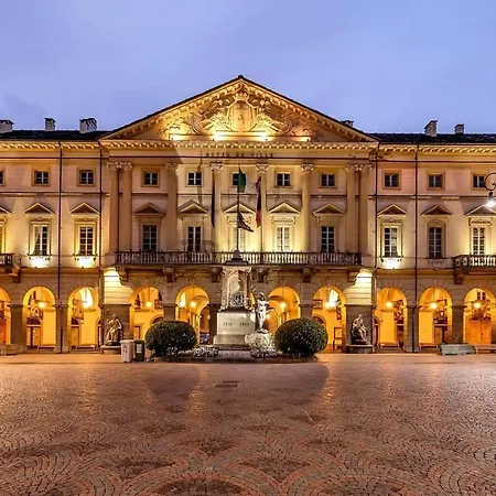 La Tana Del Riccio - Bilocale Con Giardino E Jacuzzi Sulla Collina Di *