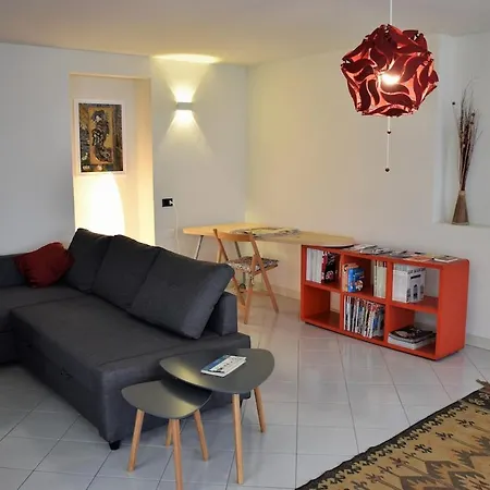 La Tana Del Riccio - Bilocale Con Giardino E Jacuzzi Sulla Collina Di Apartment Aosta