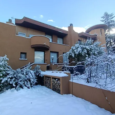 La Tana Del Riccio - Bilocale Con Giardino E Jacuzzi Sulla Collina Di * Aosta
