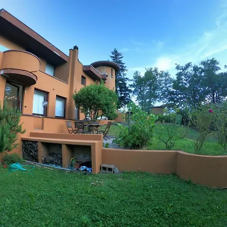 아파트 La Tana Del Riccio - Bilocale Con Giardino E Jacuzzi Sulla Collina Di *