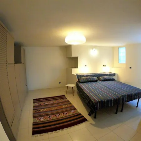 La Tana Del Riccio - Bilocale Con Giardino E Jacuzzi Sulla Collina Di