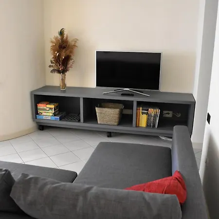 La Tana Del Riccio - Bilocale Con Giardino E Jacuzzi Sulla Collina Di * Aosta